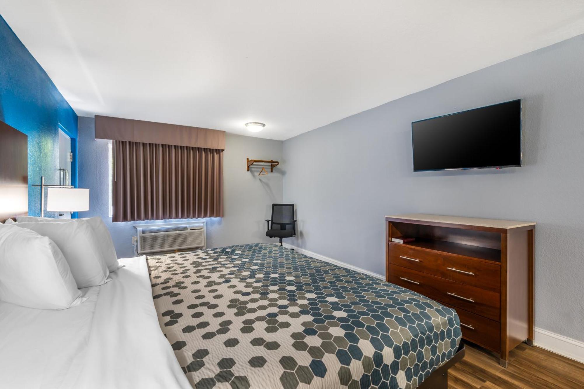 Econo Lodge Inn & Suites I-64 & Us 13 Virginia Beach Dış mekan fotoğraf